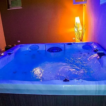 Hillside With Swimming Pool And Jacuzzi - Frasassi Caves * Sassoferrato