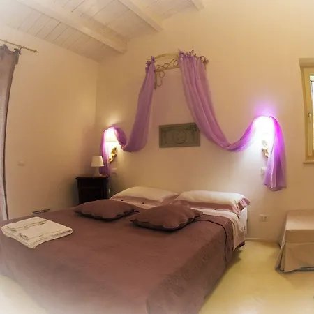 Hillside With Swimming Pool And Jacuzzi - Frasassi Caves