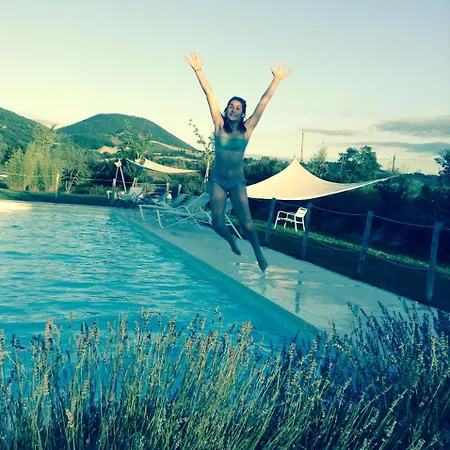 ヴィラ Hillside With Swimming Pool And Jacuzzi - Frasassi Caves *