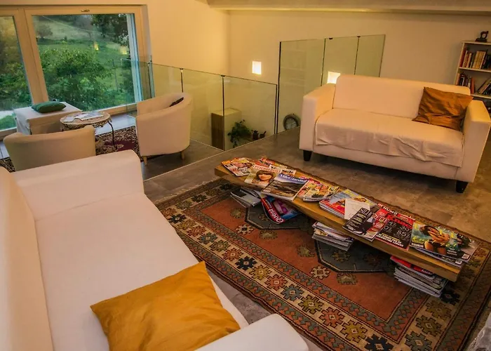 Villa Hillside With Swimming Pool And Jacuzzi - Frasassi Caves *