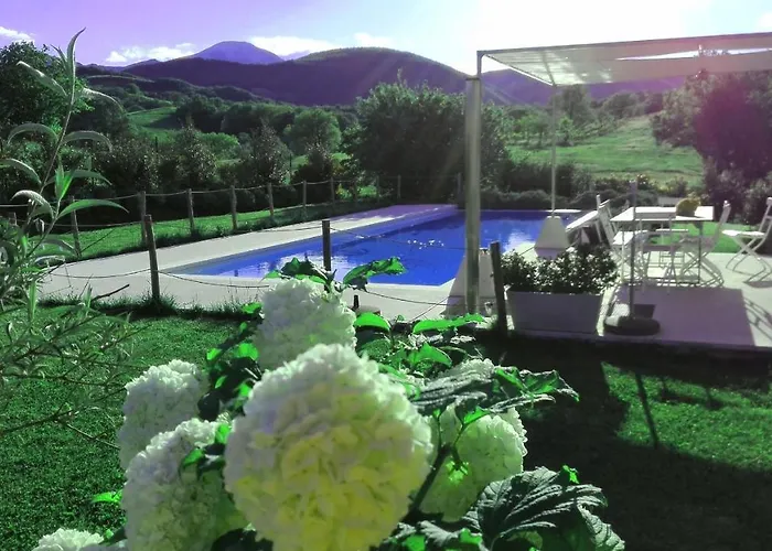 Villa Hillside With Swimming Pool And Jacuzzi - Frasassi Caves Sassoferrato